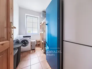 Pronájem rodinného domu, Popovičky, Na Skalce, 271 m2