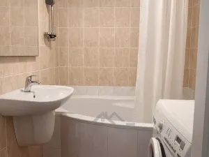 Prodej bytu 3+1, Praha - Černý Most, Vašátkova, 70 m2