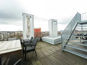 Pronájem bytu 4+kk, Praha - Holešovice, Komunardů, 200 m2