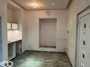 Prodej bytu 2+kk, Praha, Žitomírská, 33 m2