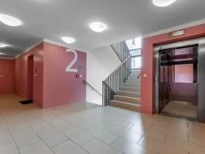 Pronájem bytu 2+kk, Praha - Vinohrady, Korunní, 76 m2