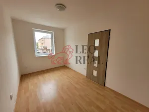 Pronájem bytu 2+kk, Nový Bor, Mařákova, 62 m2