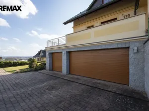 Prodej vícegeneračního domu, Fryšták - Vítová, 615 m2