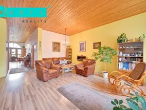 Prodej činžovního domu, Moravský Beroun, náměstí 9. května, 570 m2