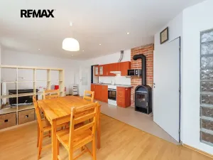 Pronájem bytu 2+kk, Praha - Ruzyně, U letiště, 47 m2