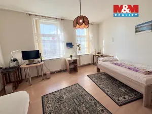 Pronájem bytu 2+kk, Pardubice - Zelené Předměstí, Masarykovo náměstí, 47 m2