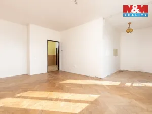 Prodej bytu 2+1, Krnov - Pod Bezručovým vrchem, Bezručova, 73 m2