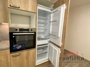 Pronájem bytu 2+kk, Opava - Předměstí, Těšínská, 35 m2