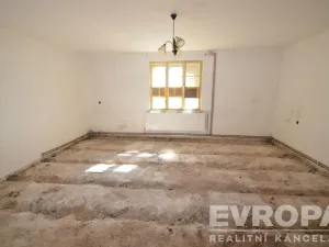 Prodej rodinného domu, Dolní Hbity - Jelence, 780 m2
