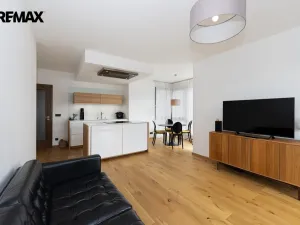 Pronájem bytu 3+kk, Praha - Libeň, Voctářova, 82 m2