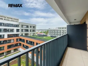 Pronájem bytu 1+kk, Praha - Hloubětín, Poděbradská, 33 m2