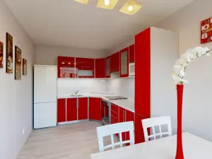 Prodej bytu 3+1, Králův Dvůr, Nad Stadionem, 76 m2