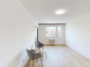 Prodej bytu 3+1, Králův Dvůr, Nad Stadionem, 76 m2