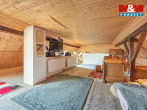 Prodej rodinného domu, Líský, 240 m2