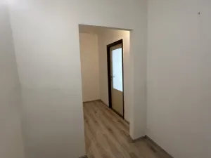 Pronájem bytu 1+kk, Ústí nad Labem - Krásné Březno, Žežická, 35 m2