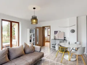 Prodej rodinného domu, Beroun - Beroun-Zdejcina, Hudlická, 145 m2