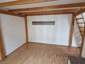 Pronájem bytu 1+kk, Opava - Předměstí, Olomoucká, 37 m2