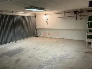 Pronájem garáže, Ostrava, Pavlovova, 30 m2