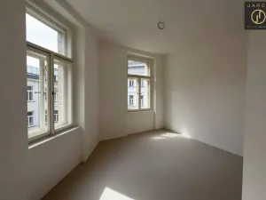 Pronájem bytu 2+kk, Praha - Žižkov, Seifertova, 56 m2
