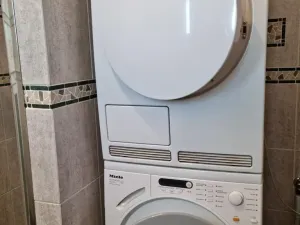 Pronájem bytu 3+kk, Hradec Králové - Nový Hradec Králové, Rybova, 68 m2