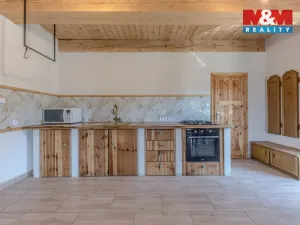 Prodej rodinného domu, Lučany nad Nisou, 270 m2