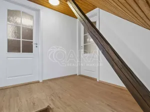 Pronájem rodinného domu, Říčany - Jažlovice, Hlavní, 104 m2