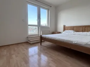 Pronájem bytu 3+kk, Praha - Strašnice, Gutova, 68 m2