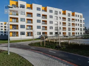 Prodej bytu 1+kk, Praha - Uhříněves, Oty Bubeníčka, 32 m2