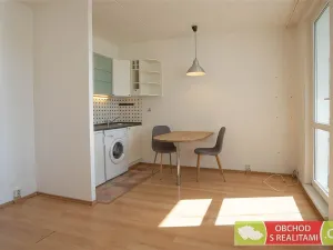 Pronájem bytu 1+kk, Praha, Bachova, 35 m2