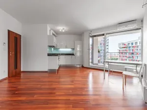 Pronájem bytu 2+kk, Praha - Malešice, Počernická, 55 m2