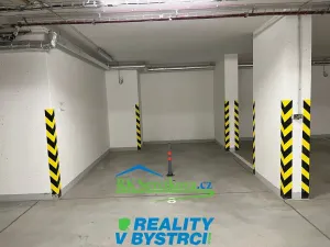 Pronájem garážového stání, Brno, Sentická, 17 m2