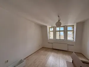 Pronájem bytu 2+kk, Liberec, Masarykova, 75 m2