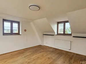 Pronájem bytu 2+1, Třebotov, Hlavní, 80 m2