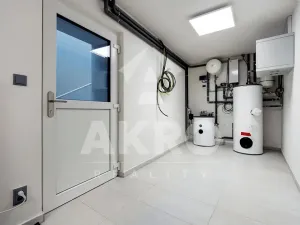 Prodej bytu 4+kk, Praha - Klánovice, Holekova, 158 m2