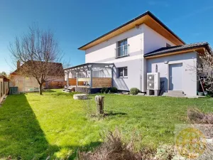 Prodej rodinného domu, Opařany, 169 m2