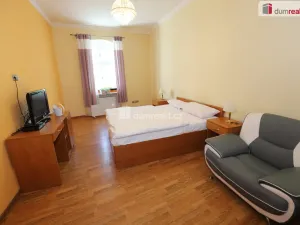 Pronájem bytu 3+kk, Karlovy Vary, Mariánskolázeňská, 72 m2