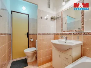 Prodej bytu 2+1, Plzeň - Skvrňany, Macháčkova, 60 m2