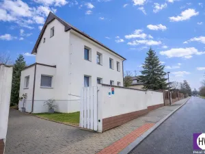 Pronájem bytu 1+kk, Praha, Zbuzanská, 16 m2