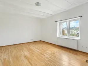 Pronájem bytu 1+1, Třebotov, Hlavní, 70 m2