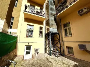 Pronájem bytu 1+kk, Praha - Holešovice, Šimáčkova, 17 m2