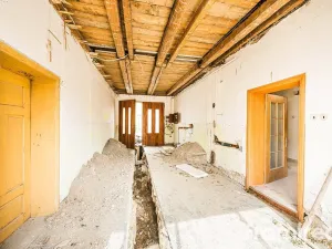 Prodej rodinného domu, Lovčičky, 200 m2