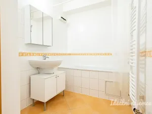 Pronájem bytu 2+kk, Praha - Libeň, Kovanecká, 53 m2