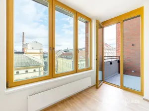 Pronájem bytu 2+kk, Praha - Smíchov, Nádražní, 64 m2