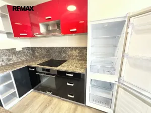 Pronájem bytu 2+kk, Kladno, Švédská, 40 m2