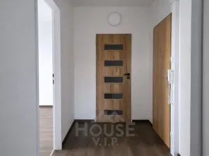 Prodej bytu 3+1, Praha - Hlubočepy, Lohniského, 68 m2