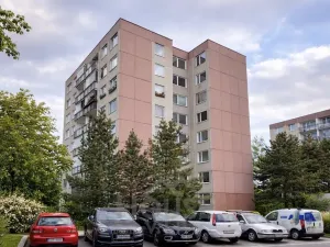 Prodej bytu 3+1, Praha - Hlubočepy, Lohniského, 68 m2