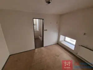 Pronájem obchodního prostoru, Znojmo, Divišovo náměstí, 120 m2