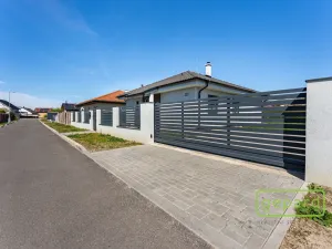 Prodej rodinného domu, Krakovany, 115 m2