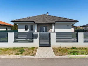 Prodej rodinného domu, Krakovany, 90 m2