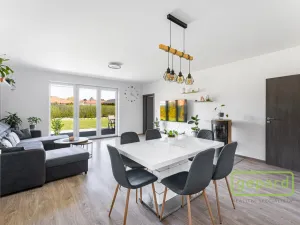 Prodej rodinného domu, Krakovany, 90 m2